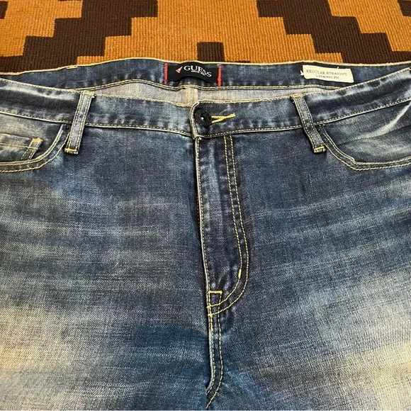 GUESS Mineral Washed Distressed Blue Denim Jeans Regular Straight Crescent Fit - Picture 7 of 12